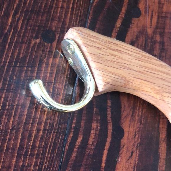 Wooden Handcrafted Banana Holder! - Picture 3 of 5